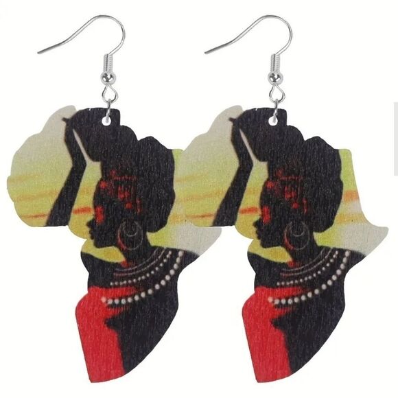 Fun bohemian African dangle earrings - Picture 4 of 5